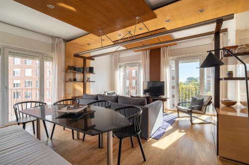 Stay U-nique Apartments Salvador Espriu