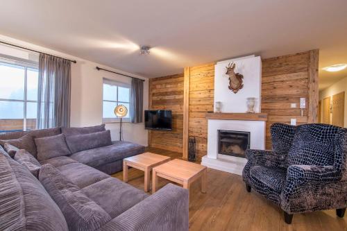 Holidayhome with Sauna Genieten in Saalbach Top E2