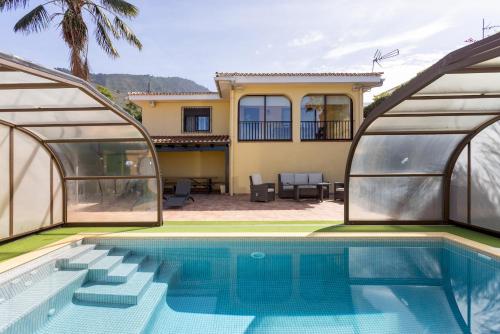Home2Book Charming Haven BBQ & Pool, La Orotava