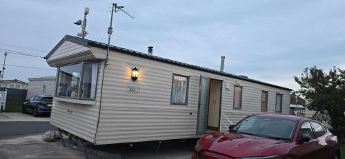 Bygningen som ferieparken ligger i