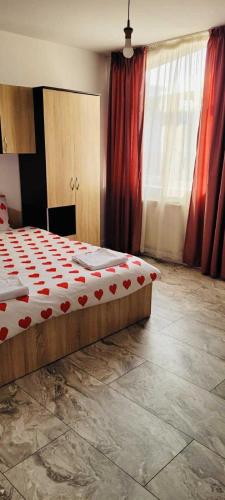 Ένα ή περισσότερα κρεβάτια σε δωμάτιο στο Oty Residence 2 Iasi