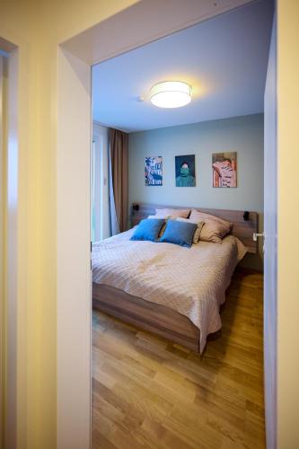 Schön eingerichtetes Apartment mit Terrasse