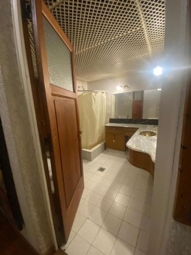 Ένα μπάνιο στο Hostel Casteleyhost