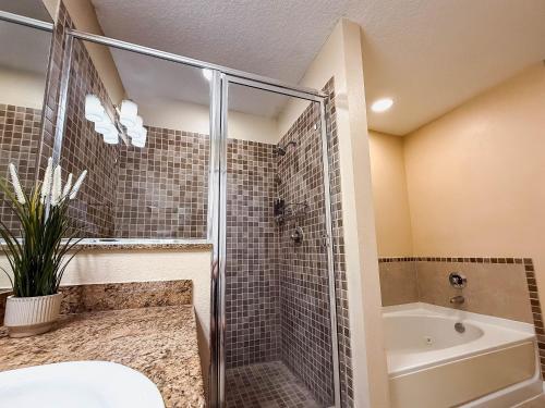 Modern Flat 4 Minutes from Universal – The Point Orlando photo 70
