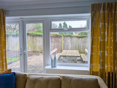 صورة لـ Spacious Family Retreat -sleeps 10-12 في CBG