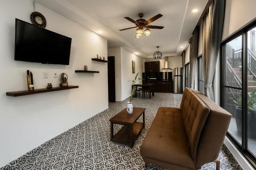 TV a/nebo společenská místnost v ubytování Canopy Pool Villa