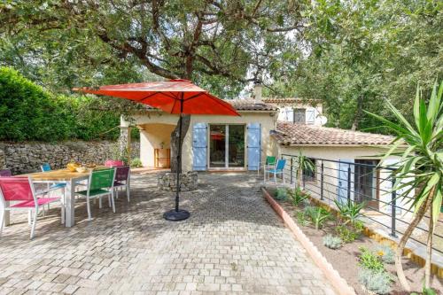 Un jardín fuera de "The Oak’s Villa" Poolspa Nature