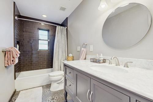 Koupelna v ubytování Hummingbird Hideaway