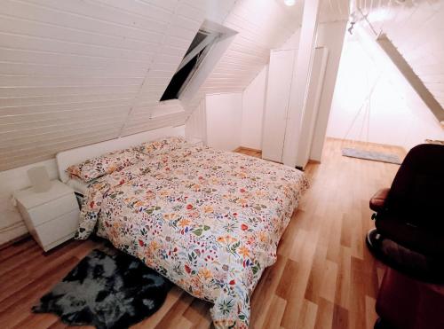 Ένα ή περισσότερα κρεβάτια σε δωμάτιο στο Wellness Oasis in A Wonderful Panoramic Location