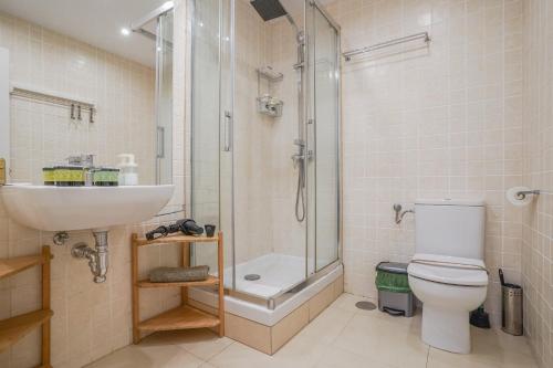 Bright and cozy-2Bedrooms 1Bathroom-Chueca