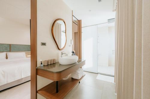 Koupelna v ubytování SunMoon Villa