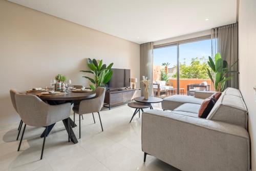 Ultimate Rentals - Sunny Escape in Estepona Sotoserena