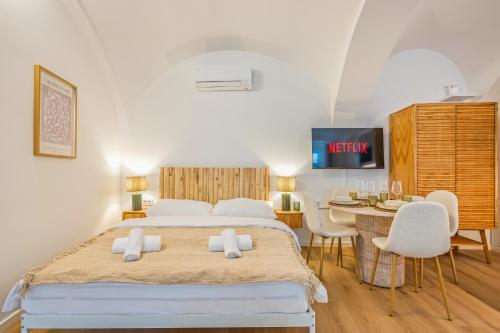 Postel nebo postele na pokoji v ubytování Air Con I free parking I floor heating