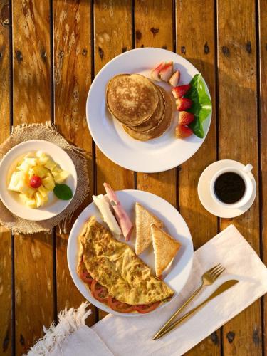 Jídlo v hotelu nebo okolí