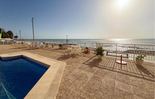 Stunning Apartment In Torrevieja