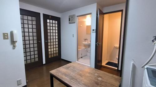 Shinjuku 2bed rooms sunny apart ment#2室1厅阳光公寓#高速无限制网路2X2