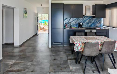 Beautiful Apartment In Lumbarda With Wifi