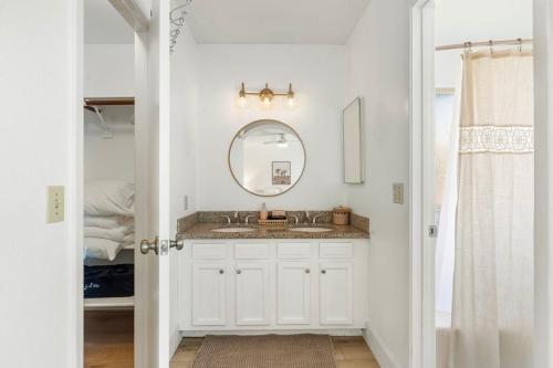 Fotografie z fotogalerie ubytování Gilbert Getaway - pool+games+pool table v destinaci Gilbert