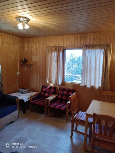 Χώρος καθιστικού στο Large cabin 4 rooms with Hekla volcano view