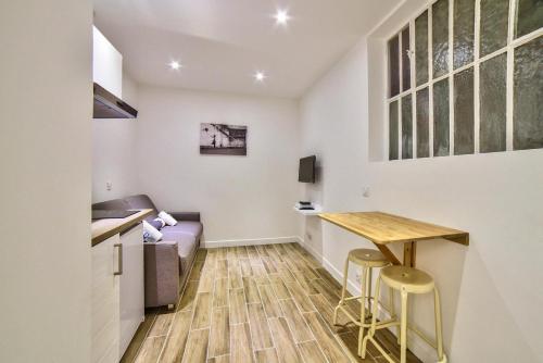 Studio cosy rue du faubourg saint denis paris 10