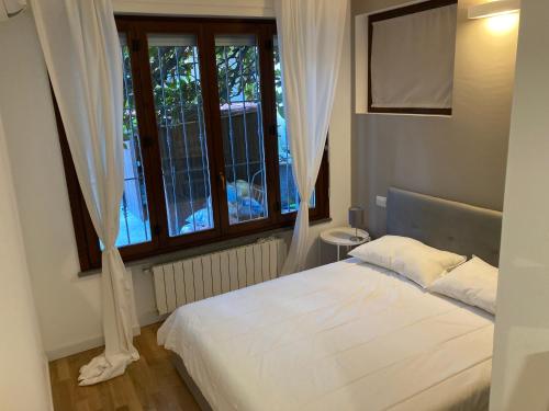 The Lux Apartment Bocconi-Navigli
