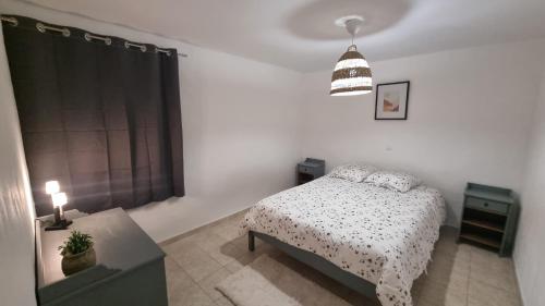 Postel nebo postele na pokoji v ubytování Appartement T2 La Garde Le Pradet