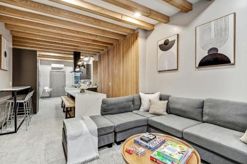 Istumisnurk majutusasutuses Designer 5Bed - 4Bath Home in Old City A Plus Location