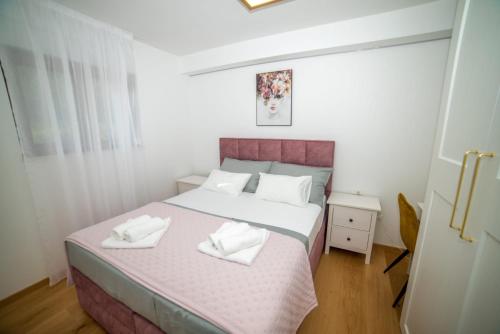 LIL apartment Split center,free parking