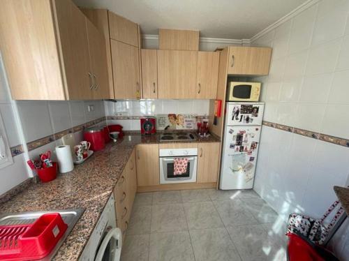 Η κουζίνα ή μικρή κουζίνα στο Weekend escapes, or extended stays !