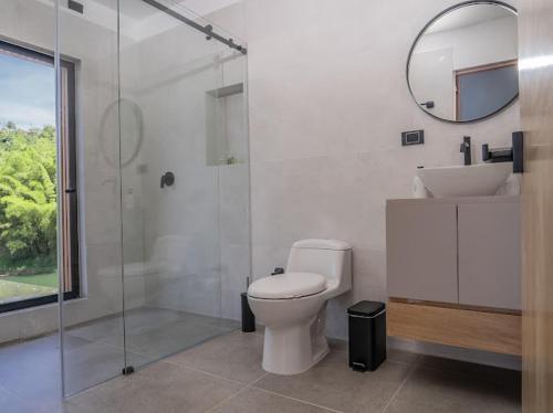 Ένα μπάνιο στο Sky Luxe Rural House