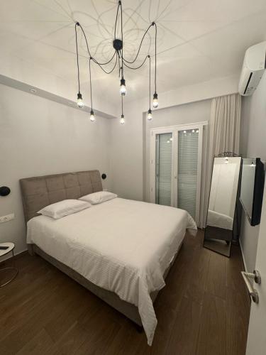 White Tower Luxury Apartment