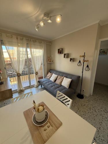 Postel nebo postele na pokoji v ubytování T2 à 50m de la plage