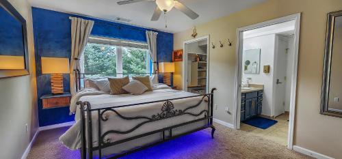 Postel nebo postele na pokoji v ubytování New Castles Kings N Queens 14mins to Glenwood Springs