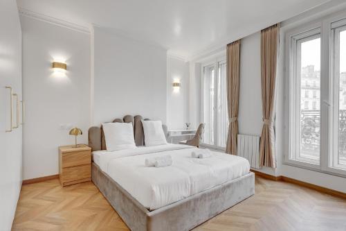 High end Parisian 3 room apartment 10th arrondissement