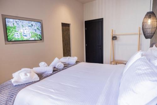 Trikala mall suites