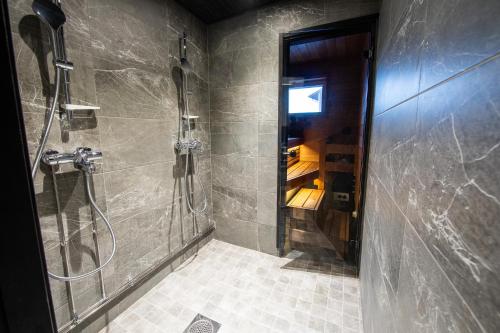 Koupelna v ubytování Ski Center Alpine Houses A6