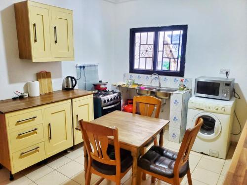 Η κουζίνα ή μικρή κουζίνα στο Galan Residence