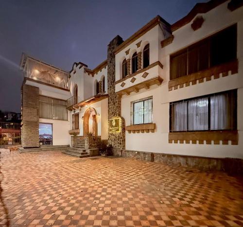 Budova, kde se hotel nachází