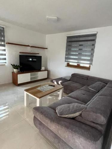 Apartments with parking space Orebic, Peljesac - 24949