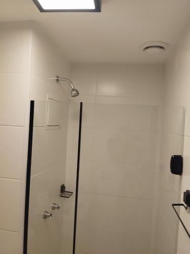 Ένα μπάνιο στο Skylux 1610 Hideout Stay Rio de janeiro