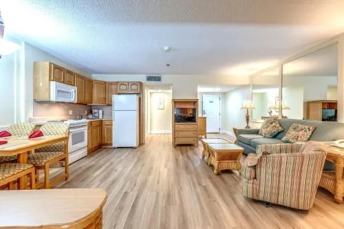 Destin Holiday Beach Resort photo 10