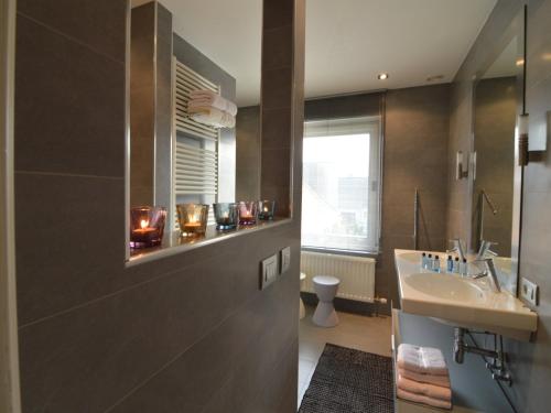 Phòng tắm tại Splendid villa in Flemish Ardennes with pool