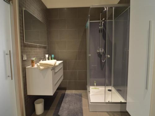 Ένα μπάνιο στο Holiday home in Zottegem