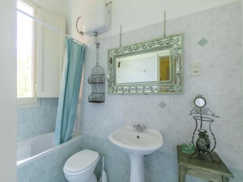 Koupelna v ubytování Holiday Home Tuscany with Pool Access