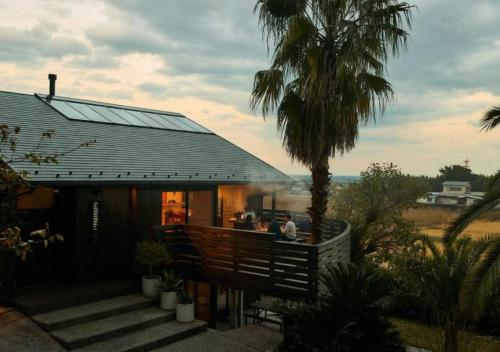 Budova, kde se vila nachází