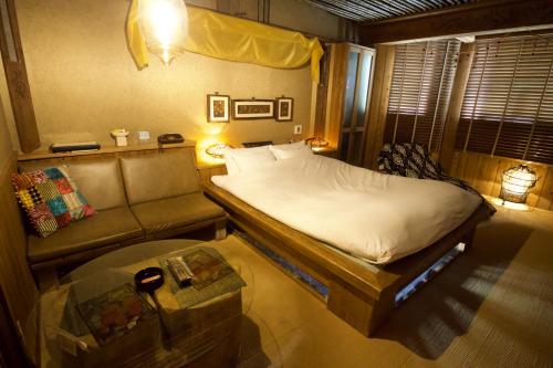 Gallery image of ホテルエポーAdult onlyー in Toyokawa