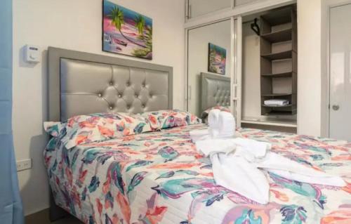 Postel nebo postele na pokoji v ubytování Elida Oceanfront Rentals