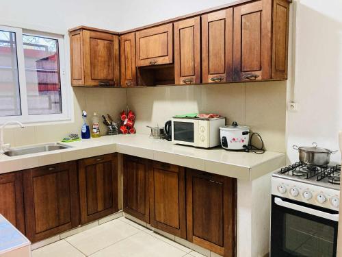 Η κουζίνα ή μικρή κουζίνα στο Majunga village touristique