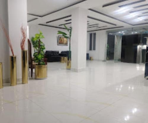 Ο χώρος του λόμπι ή της ρεσεψιόν στο Kings Inn Hotel