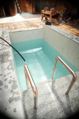 Hồ bơi trong/gần Rayan Eco Resort Sary Oi - Раян Резорт - ущелье Сары-Ой